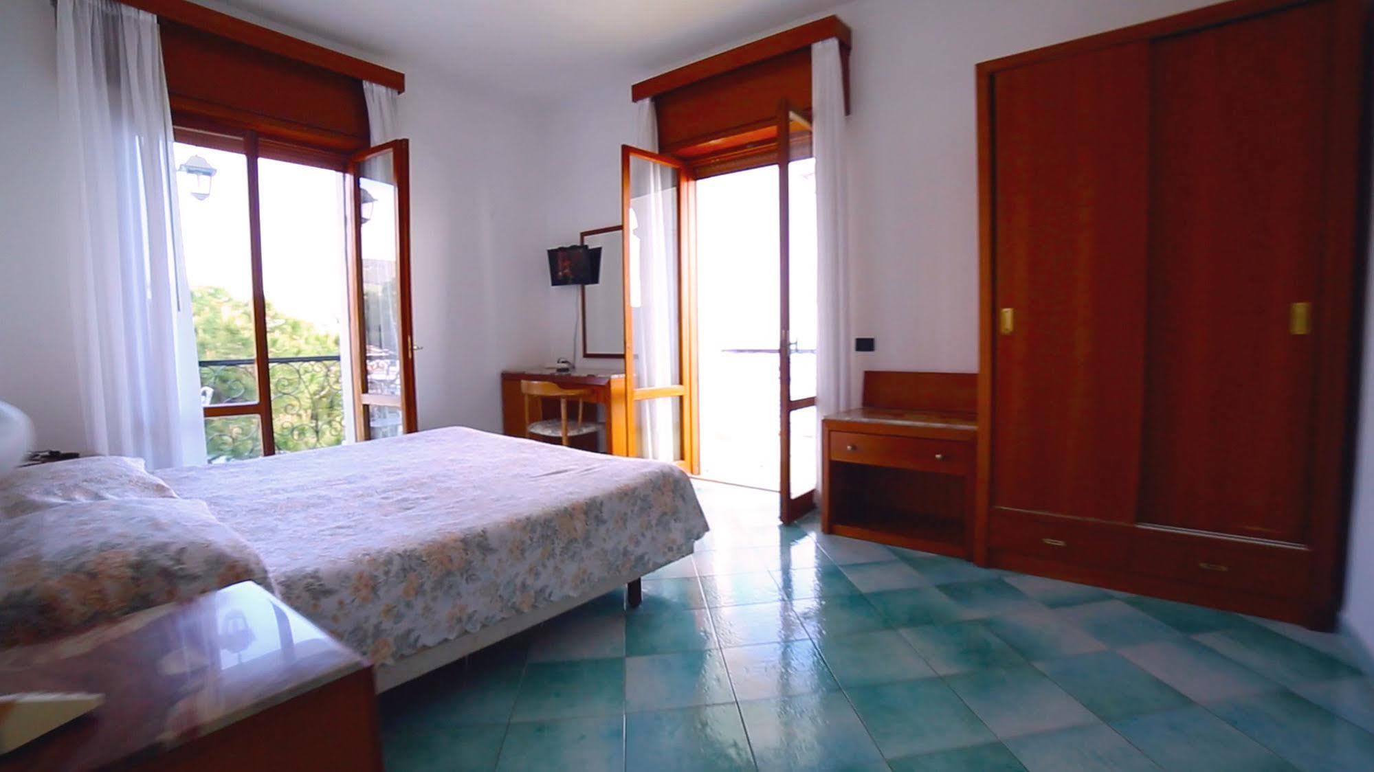 Grand Hotel Ischia Lido Bagian luar foto